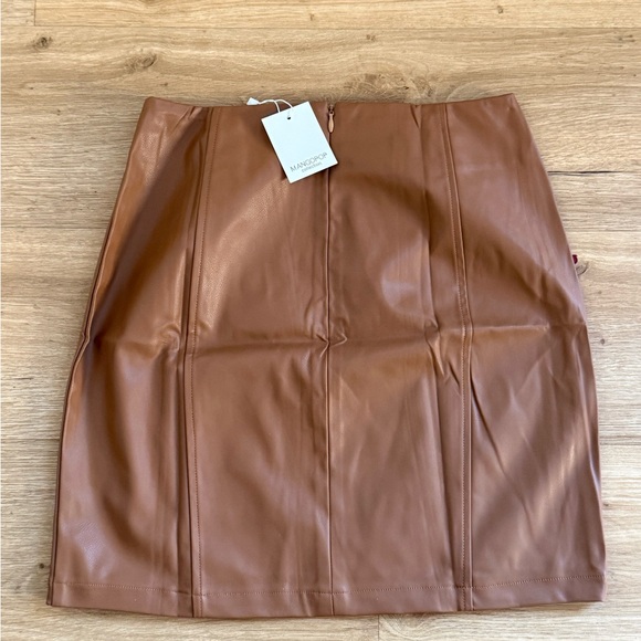 Mangopop Brown Faux Leather High waisted Mini Skirt- small - Picture 3 of 3